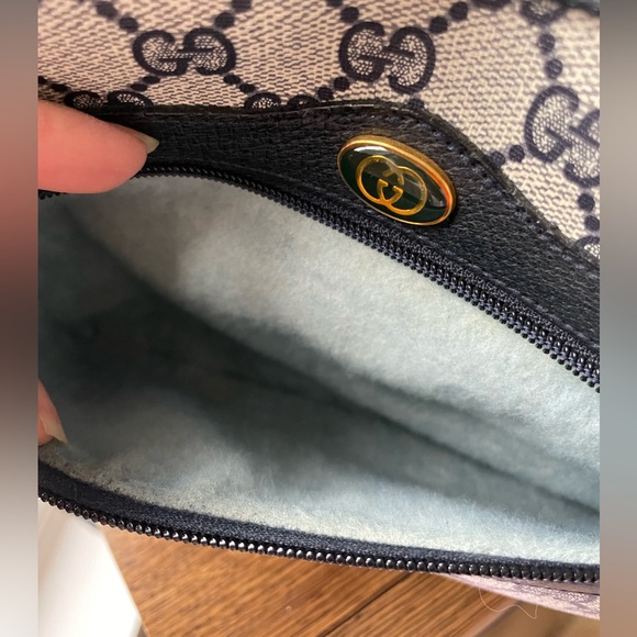 💕Vintage Gucci Crossbody - Picture 11 of 14